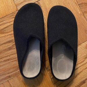 Rothy’s gray clogs, size 9, EUC